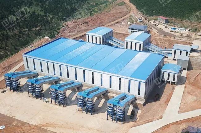 山東臨沂市慧豐建材時產(chǎn)1200-1500噸石料生產(chǎn)線