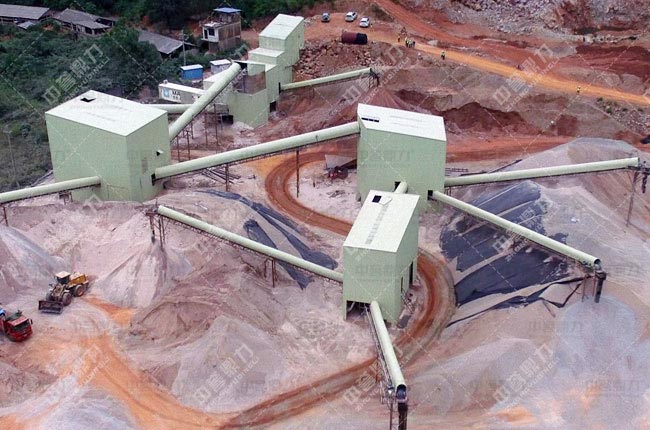 廣西南寧時產(chǎn)500噸PCZ1615重錘式破碎機生產(chǎn)線