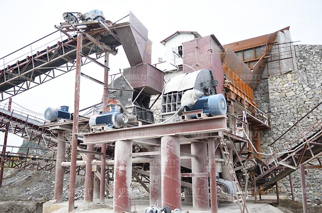 竹篙山采石場時(shí)產(chǎn)1000噸石灰石破碎生產(chǎn)線
