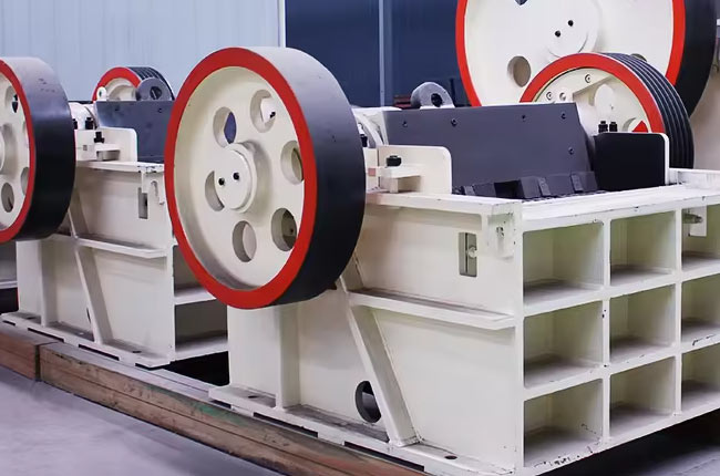 PEX500×2000細(xì)碎鄂式破碎機(jī)