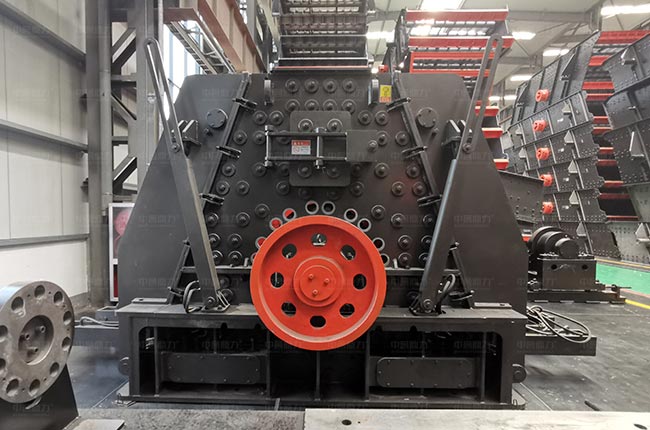 DLKPC1210雙腔硬巖破碎機