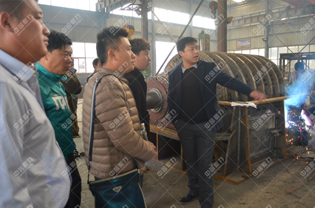 �R��(j��ng)�����ڽo���տ͑��M�е�Ԕ�����O(sh��)���v��