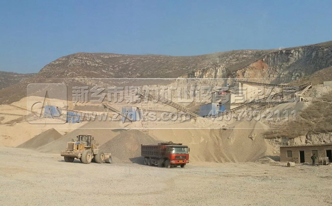 石料廠現(xiàn)場圖 石料廠現(xiàn)場圖