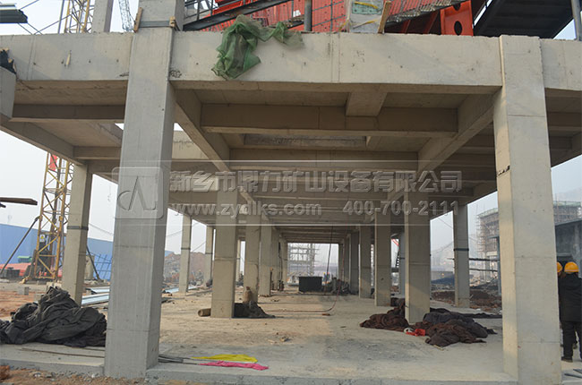 錘式破碎機安裝基礎(chǔ)平臺