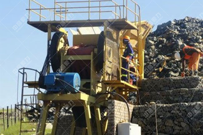 顎式破碎機(jī)客戶現(xiàn)場(chǎng) 顎式破碎機(jī)客戶現(xiàn)場(chǎng)