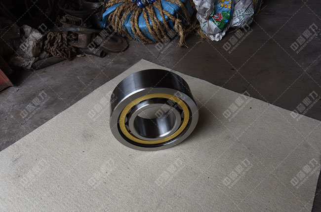 第三代制砂機軸承 第三代制砂機軸承