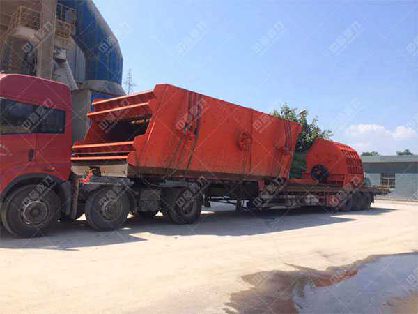 篩分設(shè)備廠家發(fā)貨現(xiàn)場(chǎng) 篩分設(shè)備廠家發(fā)貨現(xiàn)場(chǎng)