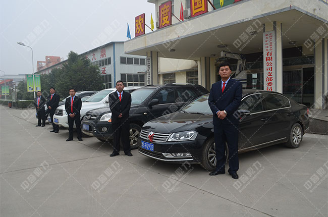 中譽鼎力長石破碎設備生產(chǎn)廠家 中譽鼎力長石破碎設備生產(chǎn)廠家