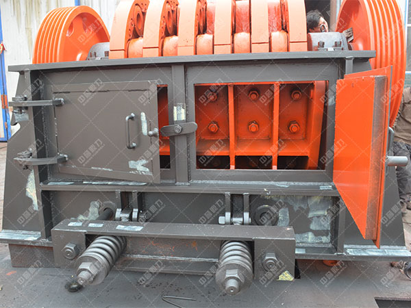 錘式破碎機(jī)圓盤設(shè)計(jì)