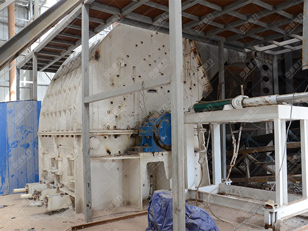 破碎機(jī)運(yùn)行