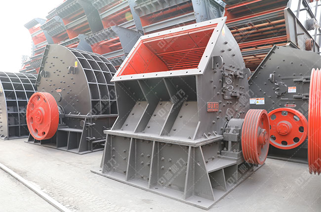 反擊錘式破碎機(jī)