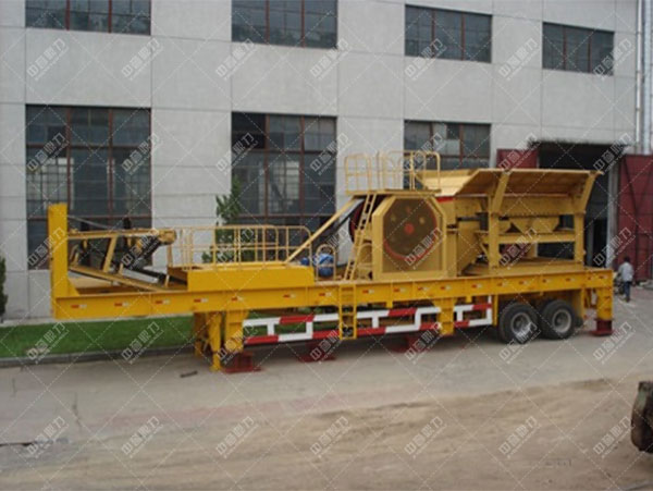 顎式移動(dòng)破碎機(jī)