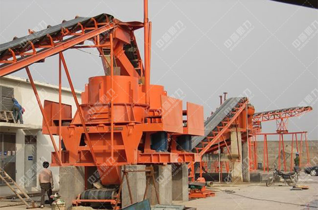 沖擊式破碎機(jī)