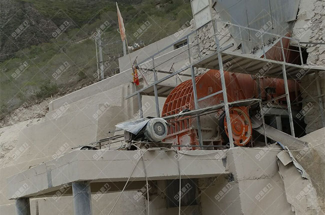 寧夏固原時產(chǎn)800噸石料生產(chǎn)線展示圖3