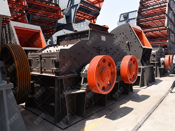 中譽鼎力雙轉(zhuǎn)子制砂機