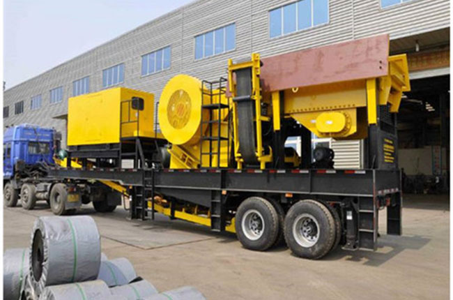 移動煤矸石破碎機(jī)