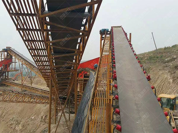 皮帶輸送機(jī)