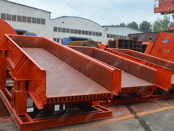 振動(dòng)給料機(jī)